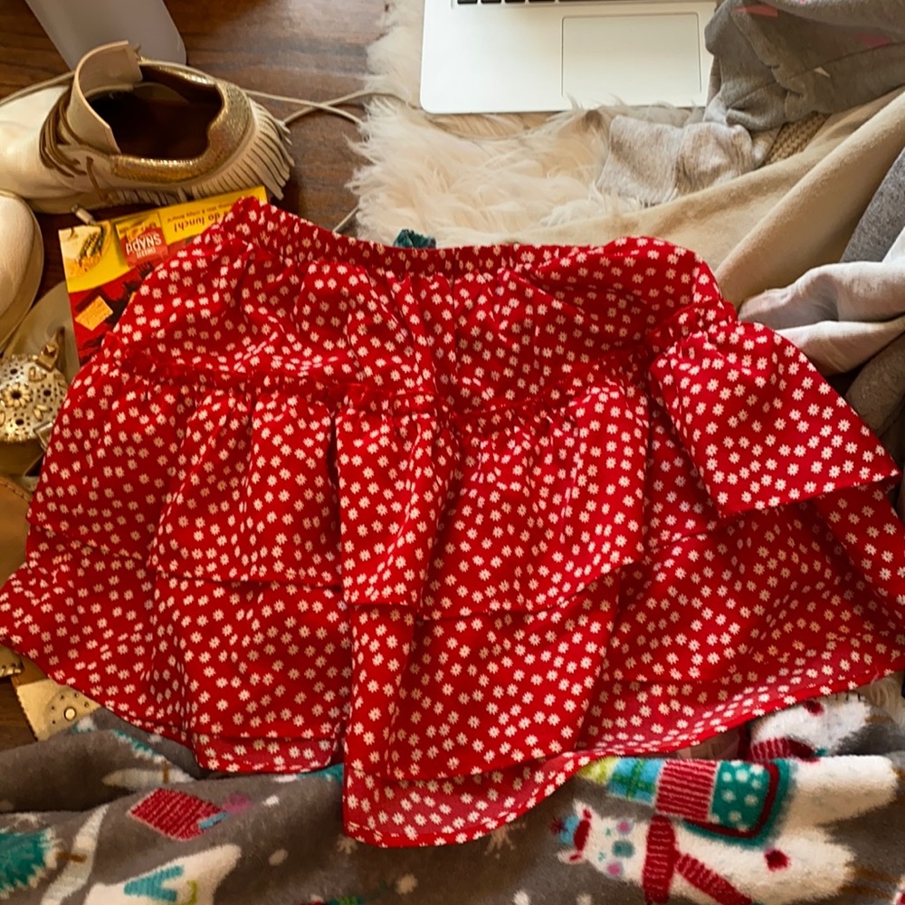very cute red flower skirt